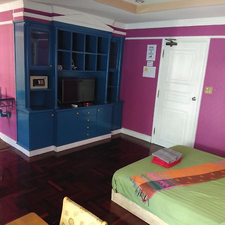B&B 22 House Bangkok Eksteriør billede