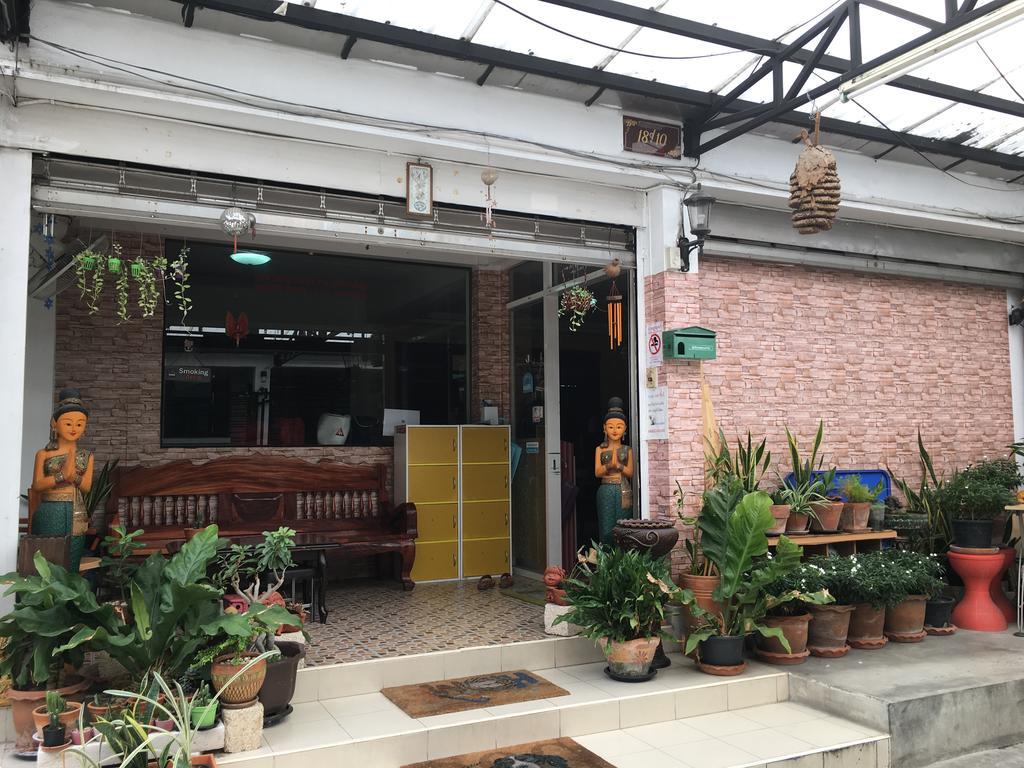 B&B 22 House Bangkok Eksteriør billede