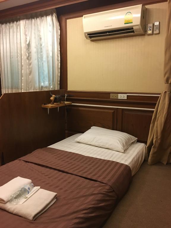B&B 22 House Bangkok Eksteriør billede